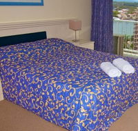 Surfers Mayfair - Accommodation Gladstone