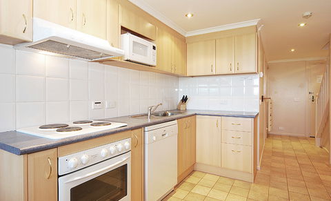 Arlberg Hotel Mt Buller - Accommodation Gladstone 5