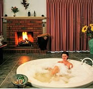 Boronia Peak Villas - Accommodation Gladstone