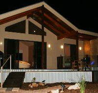 Pike River Luxury Villas - Accommodation Gladstone