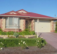 Lakeside Getaway - Accommodation Gladstone