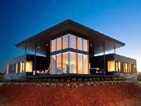Shangalia - Accommodation Gladstone 0