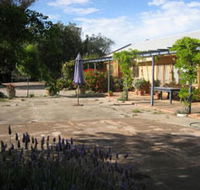Peechabella Vineyards Bed  Breakfast - Accommodation Gladstone