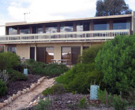 Moonta Bay Beach Villas - Accommodation Gladstone 1