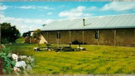 Mt Dutton Bay Woolshed Hostel - Accommodation Gladstone 2