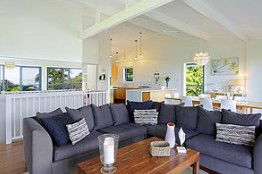 Ababa On Watego's - Accommodation Gladstone 1