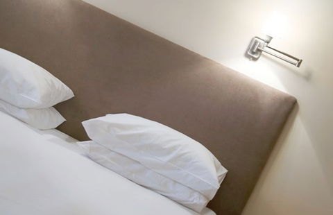 Park Hotel - Accommodation Gladstone 1