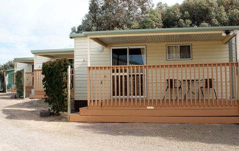 Moonta Bay Road Cabins And Cottages - Accommodation Gladstone 3