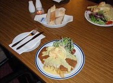 Lochiel Hotel - Accommodation Gladstone 0