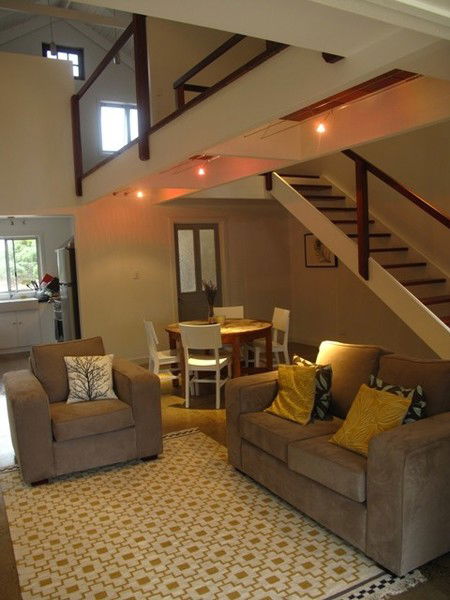 Sea Loft - Accommodation Gladstone 1
