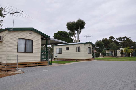 Avoca Dell Caravan Park - Accommodation Gladstone 4