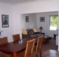 Giants' Table and Cottages - Accommodation Gladstone