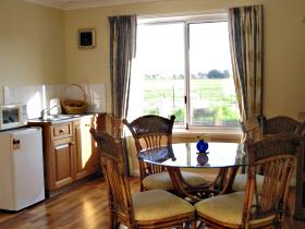 Taras Richmond Farmstay - Accommodation Gladstone 0
