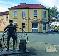 Clarendon Arms Hotel - Accommodation Gladstone