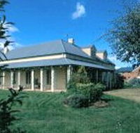 Strathmore Colonial Accommodation - Accommodation Gladstone