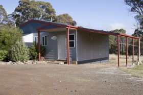 Highland Cabins And Cottages At Bronte Park - Accommodation Gladstone 0