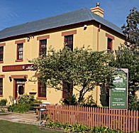 Schouten House - Accommodation Gladstone