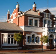 Old Bank BB - Accommodation Gladstone