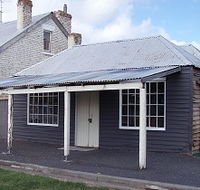 Elm Corner Cafe and Accommodation - Accommodation Gladstone