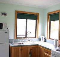 Cherry Top Accommodation - Cherry Top - Accommodation Gladstone