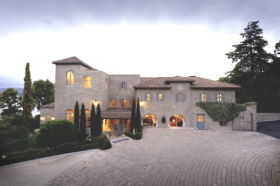 Villa Howden - Accommodation Gladstone 0