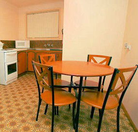 Glasgow Lodge - Accommodation Gladstone 5