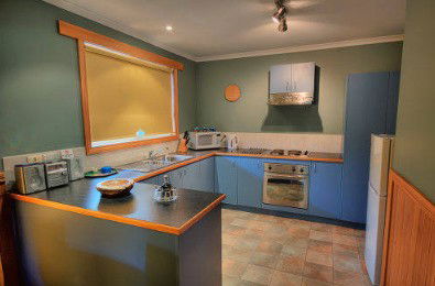 Highland Cabins And Cottages At Bronte Park - Accommodation Gladstone 3