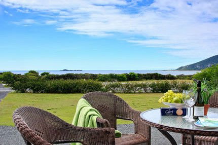 Sisters Beach Retreat - Accommodation Gladstone 1