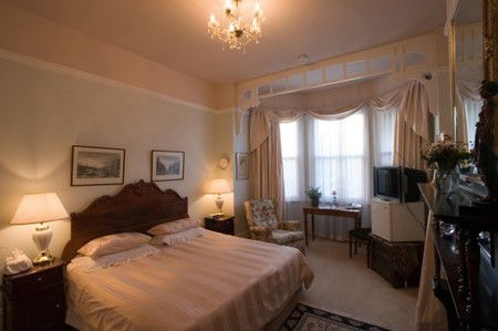 Merre Bes - Accommodation Gladstone 3