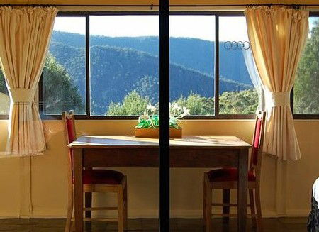 Engadine Cottage - Accommodation Gladstone 3