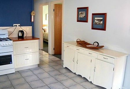 Engadine Cottage - Accommodation Gladstone 4