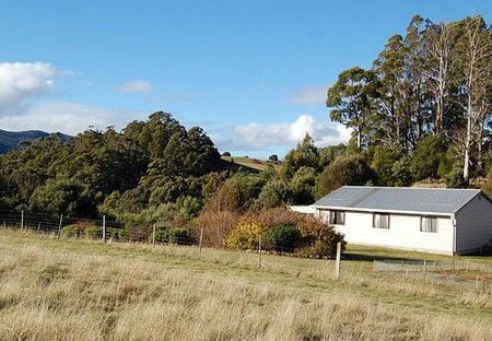 Engadine Cottage - Accommodation Gladstone 5