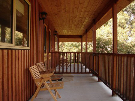 Stringy Bark Holiday Accommodation - Accommodation Gladstone 4