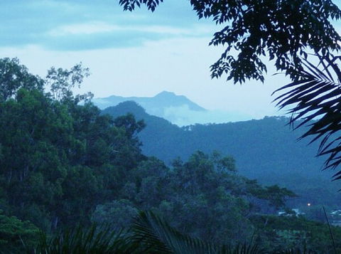 Papillon Bed And Breakfast - Accommodation Gladstone 7