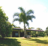 Daintree Mountain View Retreat and Vanilla Beans - Accommodation Gladstone