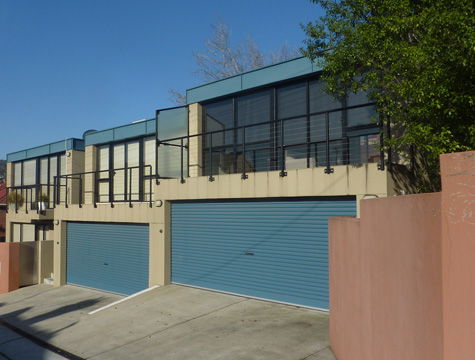 Flinders Lane Holiday Units - Accommodation Gladstone 4