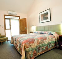 Gundaroo Colonial Inn - Accommodation Gladstone