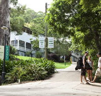 Halse Lodge Backpackers Hostel YHA - Accommodation Gladstone