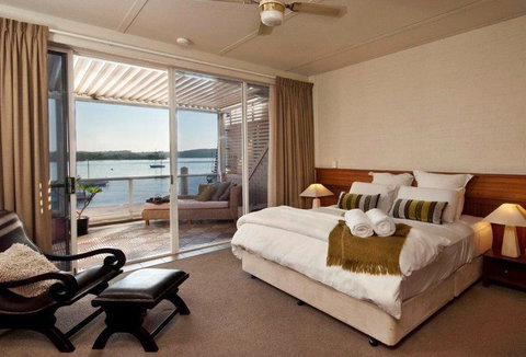 Bay Breeze Boutique Accommodation - Accommodation Gladstone 1