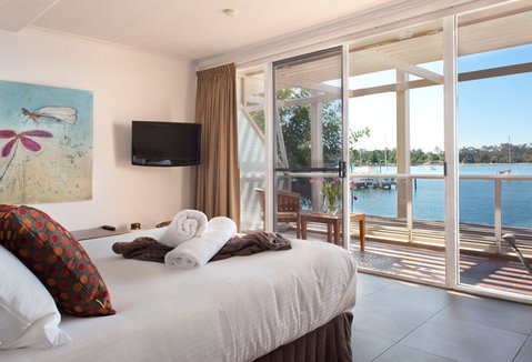 Bay Breeze Boutique Accommodation - Accommodation Gladstone 3