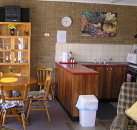 Caribou Close - Unit 1 - Accommodation Gladstone