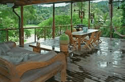 Mavis's Kitchen And Cabins - Accommodation Gladstone 2
