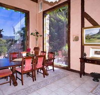 Castle On The Hill Bed and Breakfast - Accommodation Gladstone