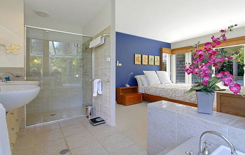 Abode At Byron - Accommodation Gladstone 0