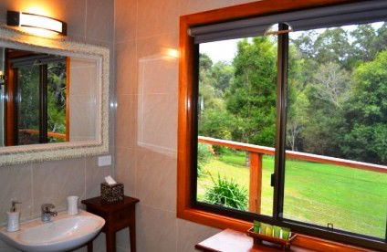 A Waterfall Hideout-Rainforest Cabin For Couples - Accommodation Gladstone 1