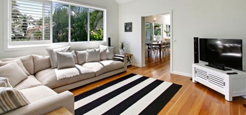 A Summer Cottage - Accommodation Gladstone 4