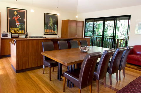 52 Shirley Lane - Byron Bay Bali Houses - Accommodation Gladstone 3