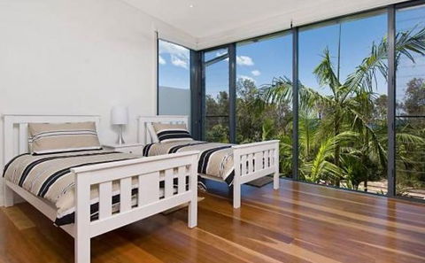 Aamber Beach House At Kiah - Accommodation Gladstone 2