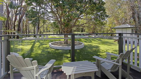 Away On Belongil Fields - Accommodation Gladstone 4