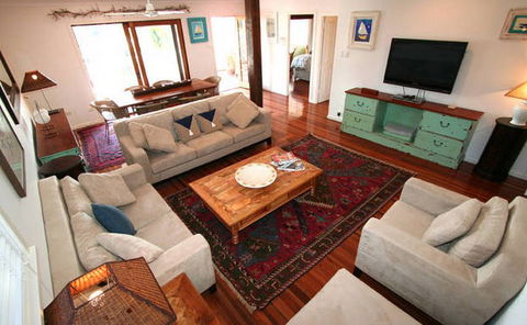 Byron View - Accommodation Gladstone 4